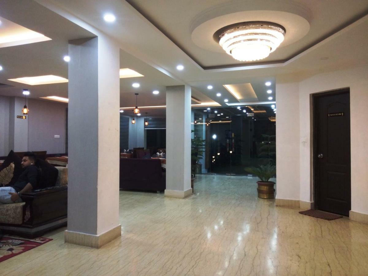 מלון דרמסאלה Ak Continental - Mcleodganj מראה חיצוני תמונה