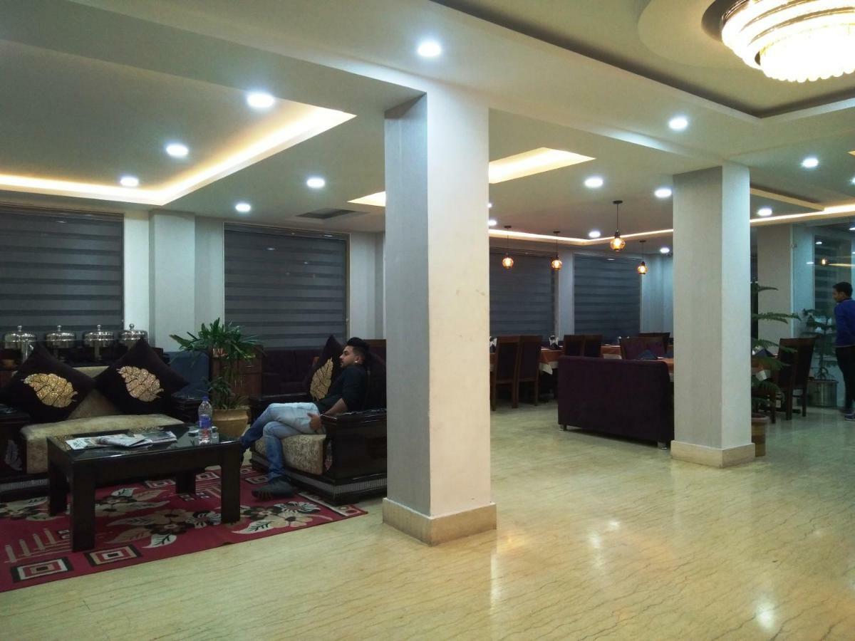 מלון דרמסאלה Ak Continental - Mcleodganj מראה חיצוני תמונה
